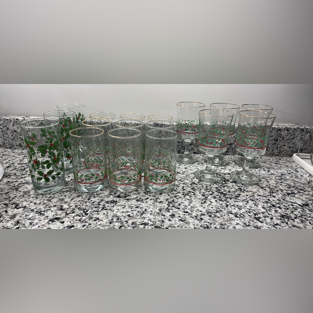 Vintage Arby’s Christmas Glasses 1984/1985 (see description for prices)